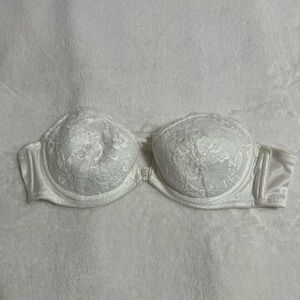 Strapless Lace Bra